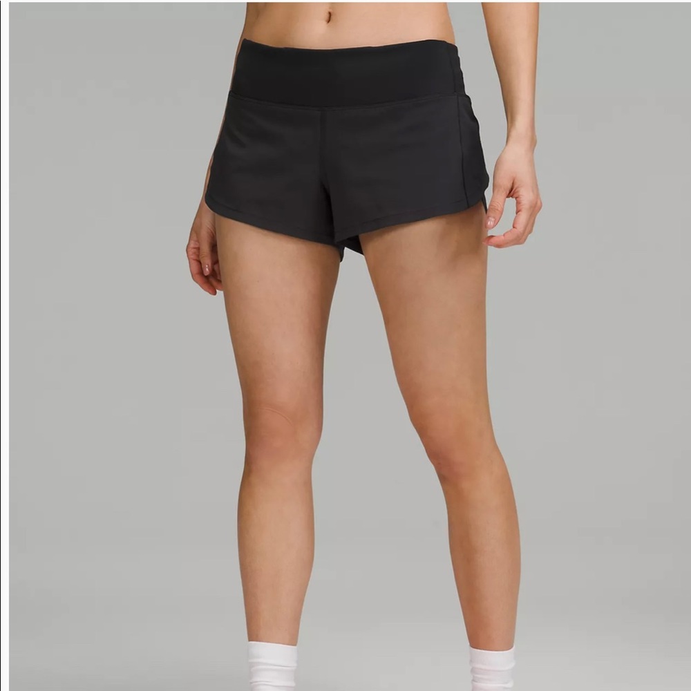 Lululemon speed up short 2.5 inches size 6 black